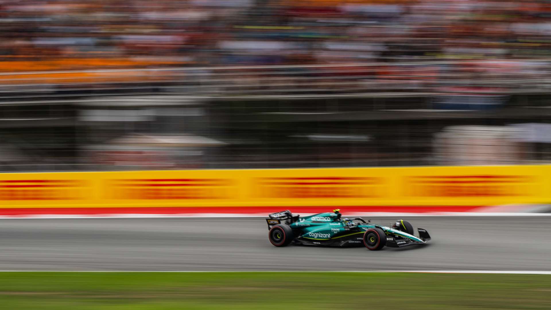 引发网友齐 引发网友齐