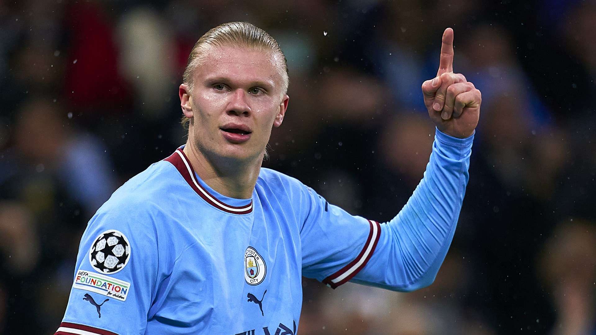 與基礎足球 與基礎足球